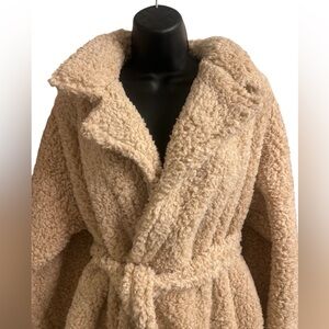 Adrienne Vittadini Cozy Tan Robe One Size Fits Most